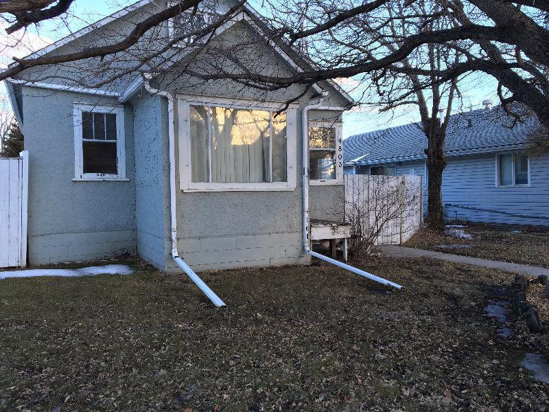 Cozy renovated home in Stettler for rent!