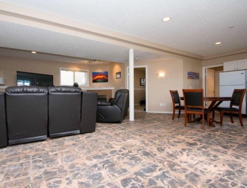 Sylvan Lake Suite - Available April 1st