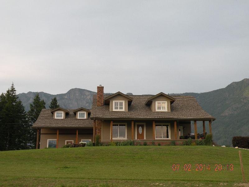 Scenic property for sale in British Columbia bordering Idaho