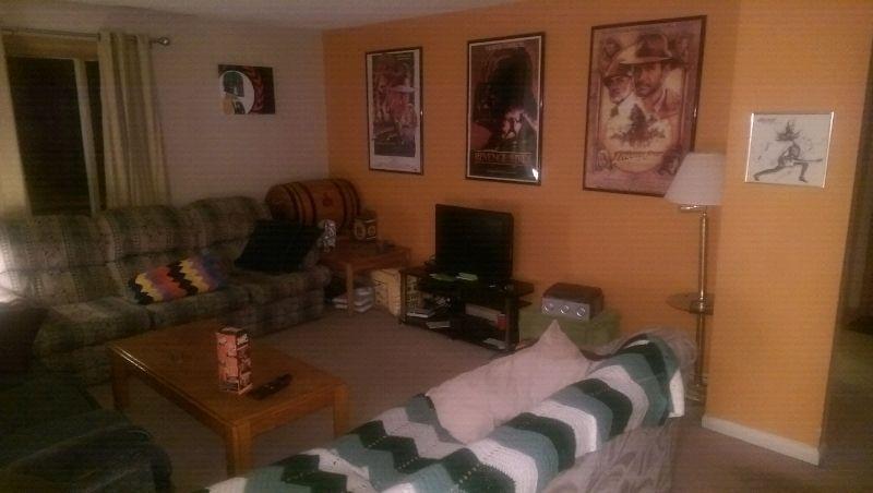 Roomate Needed April 1st! $350 a Month, 5 min from Kensington