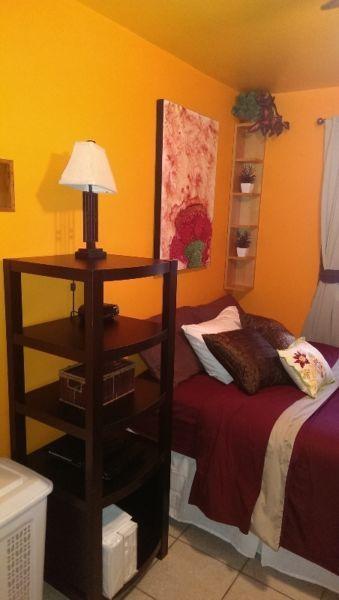 Room in Gregoire, Everything provided, Price Reduced