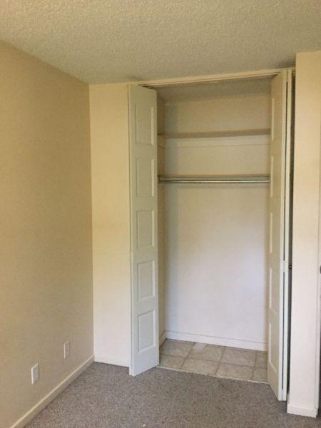 $300 APRIL 1st WEST TOWNHOME ROOM