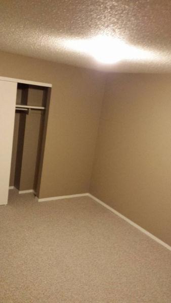 Very large room for rent in 2 bedroom condo