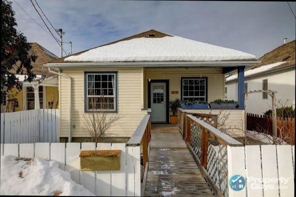 For Sale 119 9th Ave South, , BC