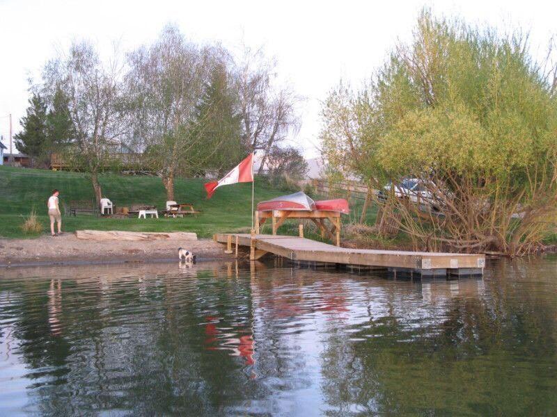 Rare lakefront home on waterfront in Kootenay's