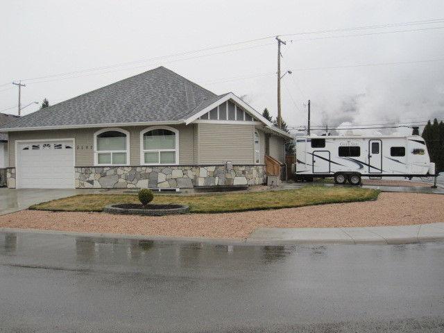 7 Year Old Level Entry Bungalow - Main Floor Laundry&RV Parking