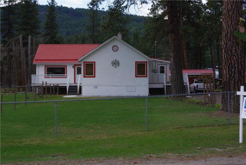 Great Recreational Property on the Beautiful KETTLE RIVER