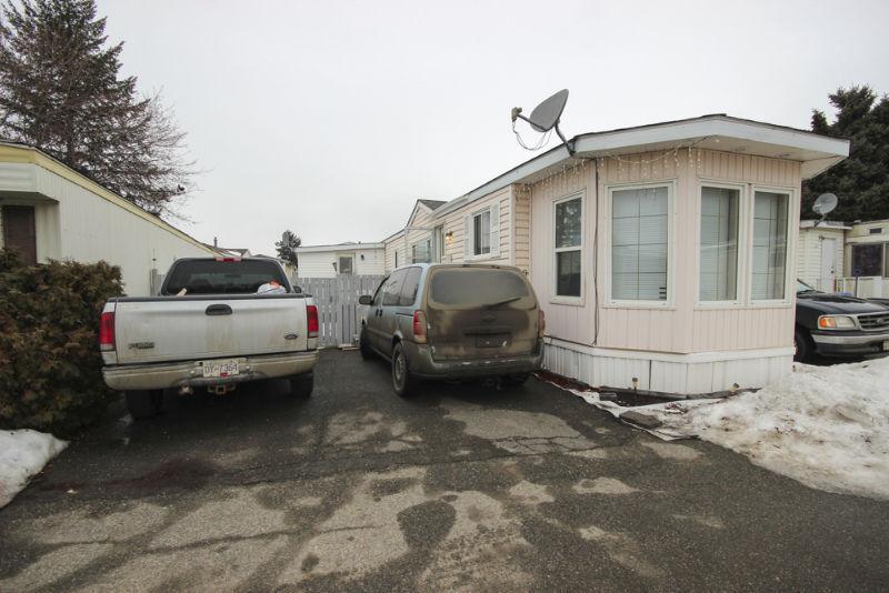 ScottMcDowell.ca - 22 Year Old 3 Bedroom Home in Orchard Park