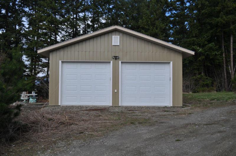 REDUCED - Private 3 bdrm home. MLS® 10096438