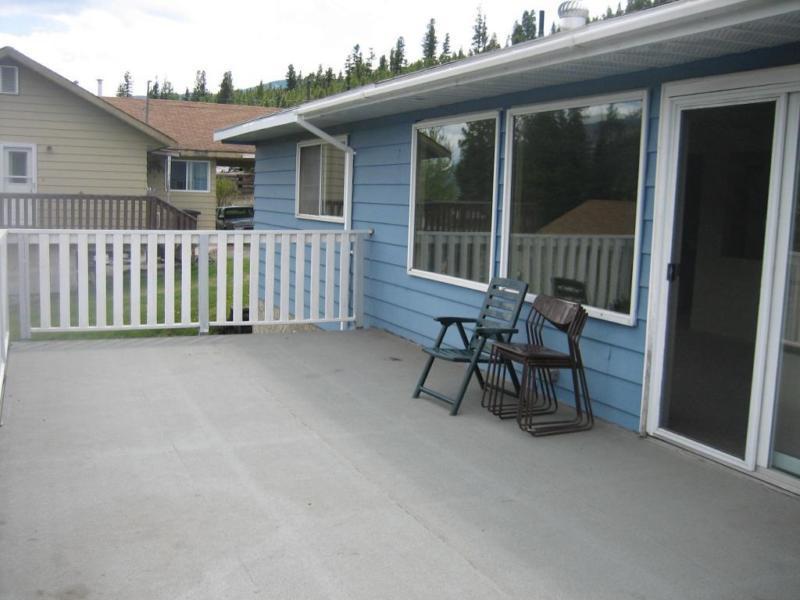 Elkford House For Rent - One Month Free !