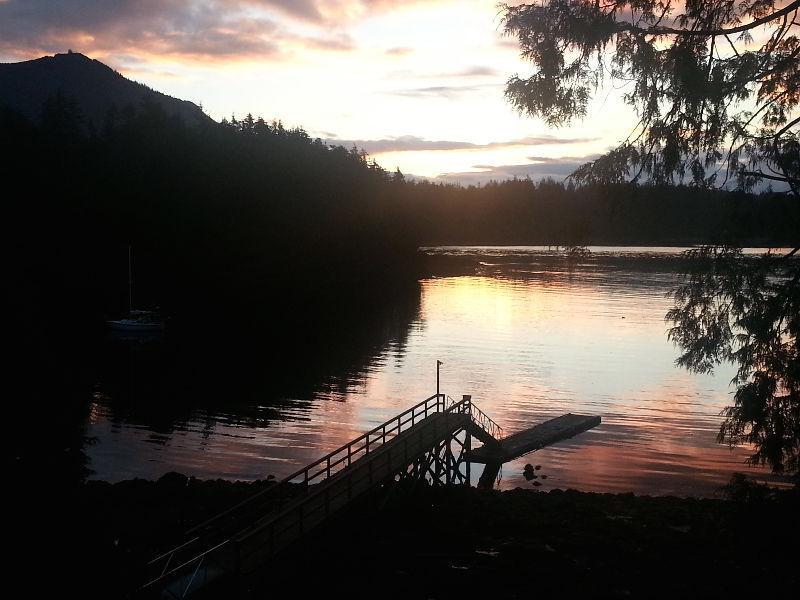 Ucluelet Oceanfront property w/ dock w/rental