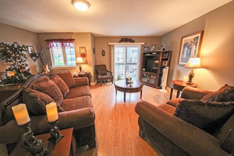 100 ARCHIBALD - WASHER/DRYER - RENOVATED...MUST SEE