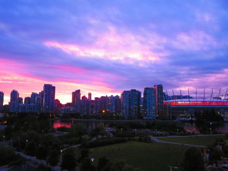 2Br+Den 1118sf Unobstructed Water View at Olympic Village