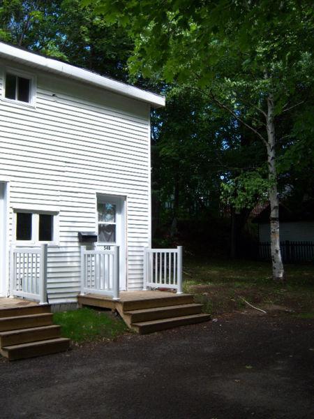 Furnished apartment, available May 1, close to NBCC Campbellton
