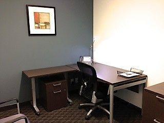 Meeting rooms, boardrooms, office by the hour/day