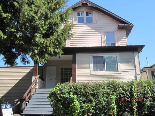 7BR Character home - Great Area (Victoria and Kingsway)