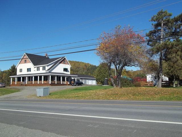 Grande maison à revenus