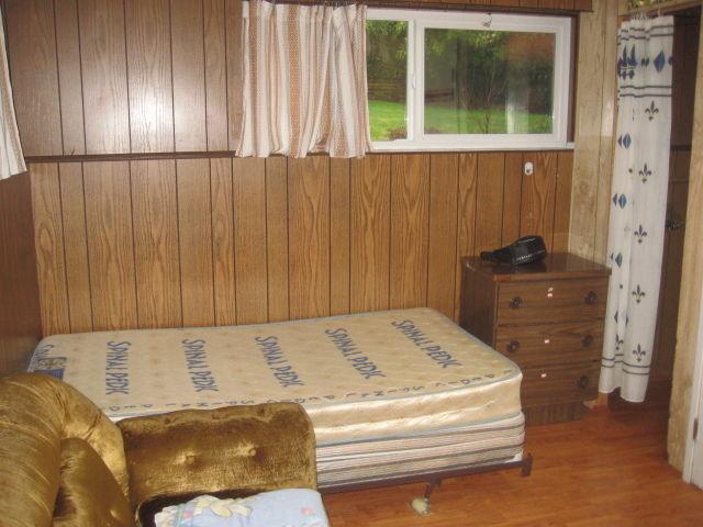 $475/mon Mount Pleasant home furnished room