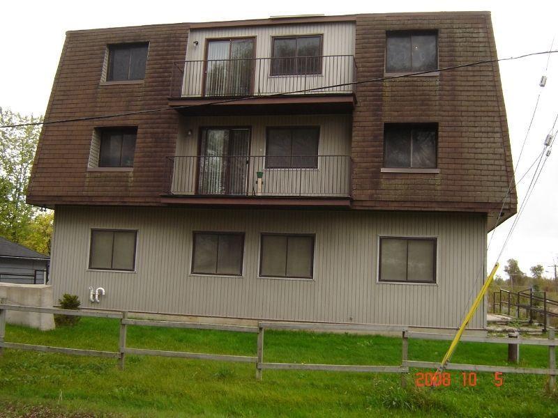 Innisfil at Lake Simcoe 2Bedroom 2Bathroom Apartment for Rent