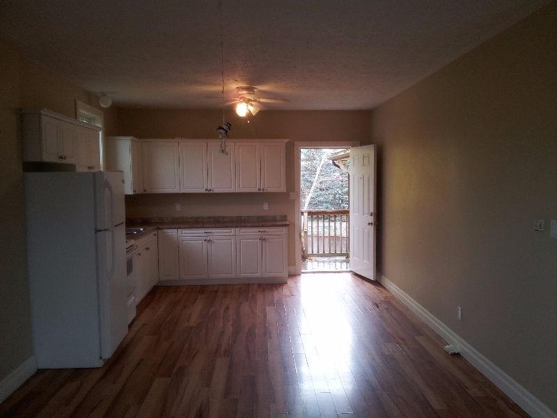 Beautiful Two Bedroom Apartment in Harriston - with laundry