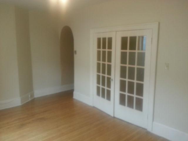 2 Bedroom Apartment Uptown