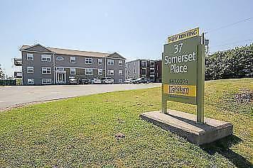 $945 - 37 Somerset St, Modern Secure Loc., Laundry In Unit, 2 Bd