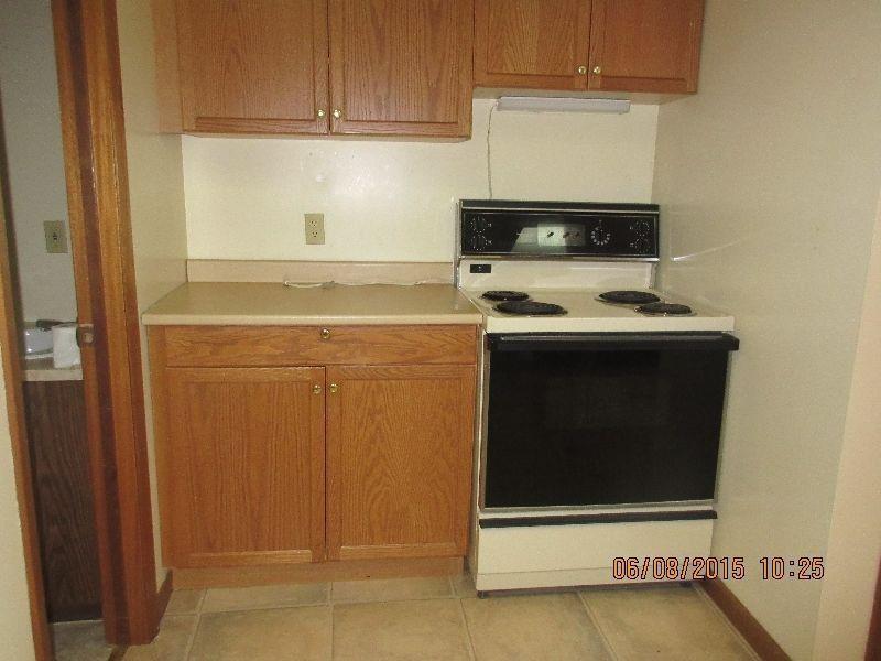 3 bedroom apt. Madoc