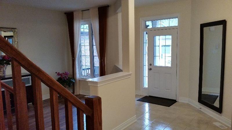 Beautuful 4bed+4washr+Den 2500sf House in Southeast