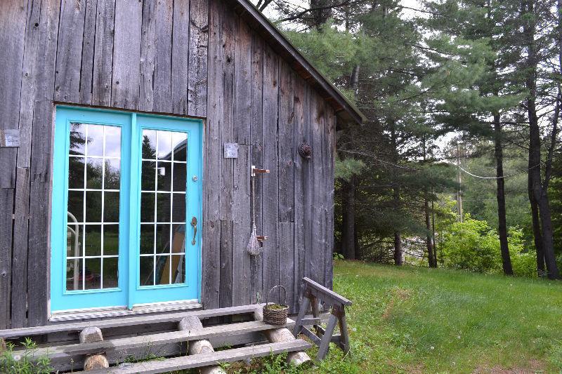 ***ONE ROOM SCHOOL HOUSE***Rare Gem in Cottage Country