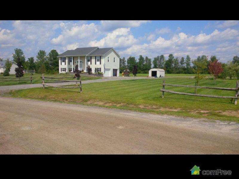 $329,900 - Raised Bungalow for sale in Kemptville