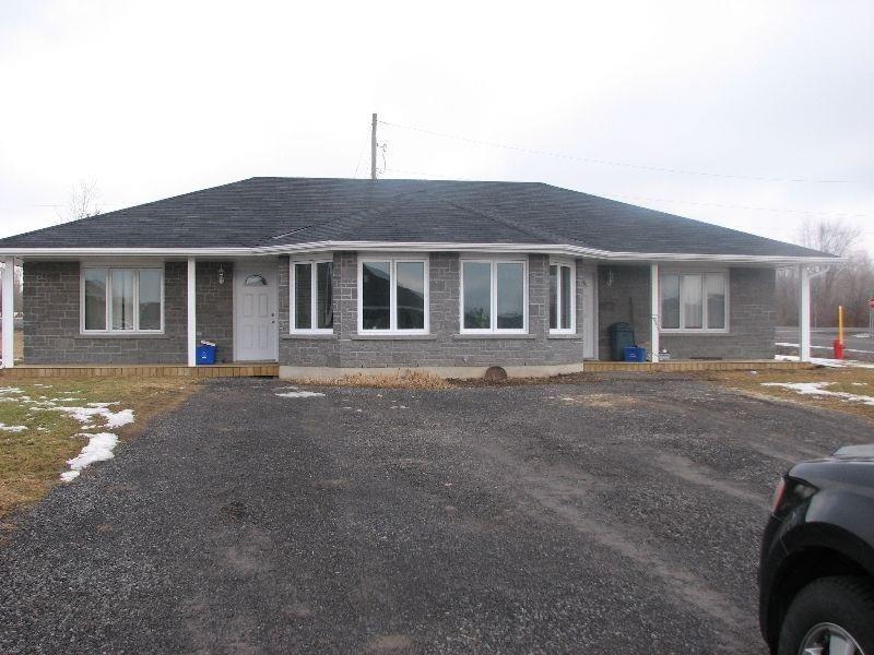 NEWLY BUILT HOME WITH SENIORS AND RETIRES IN MINE JUNE 1 st