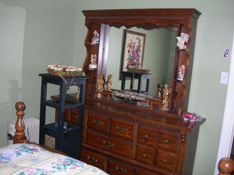 One bedroom bachelor suite