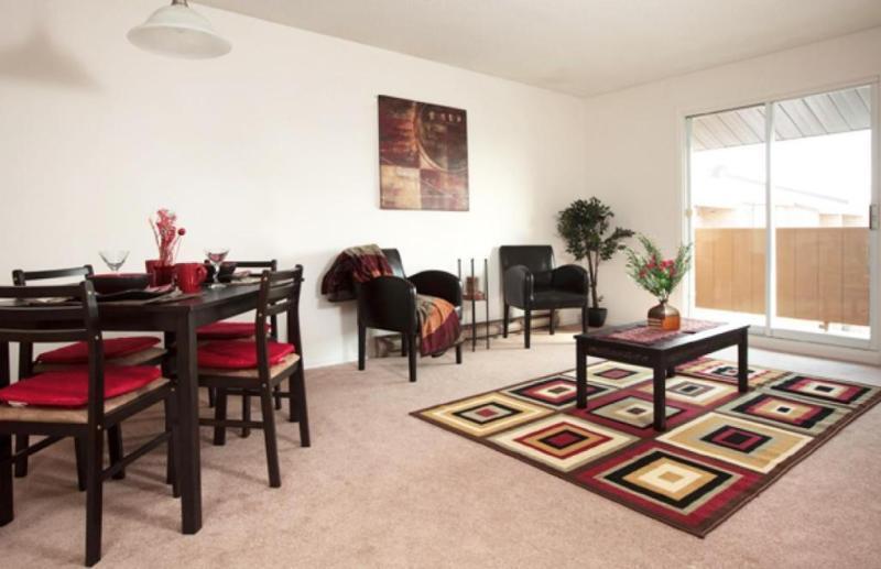 Bayridge Court - 1 Bedroom Apartment for Rent