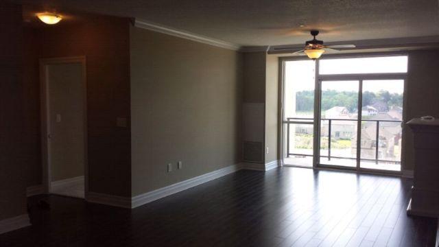 Gorgeous custom 1400 sq. ft condo 2bd +den 2 parking, May 1st