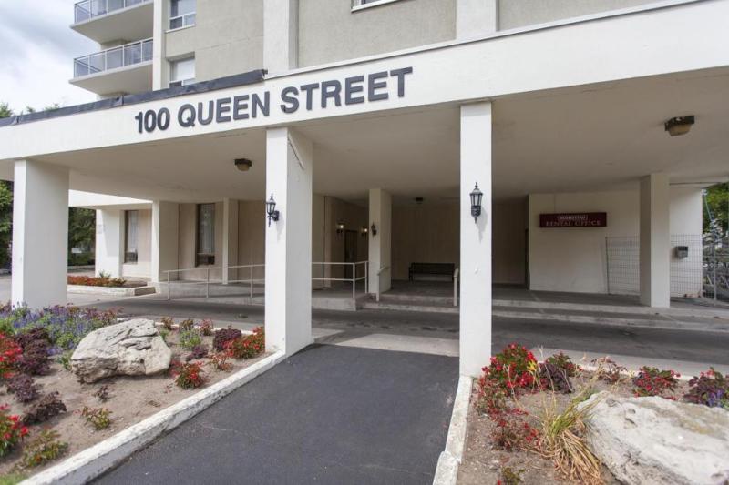 Queen Margaret - 100 Queen St 3bd Penthouse
