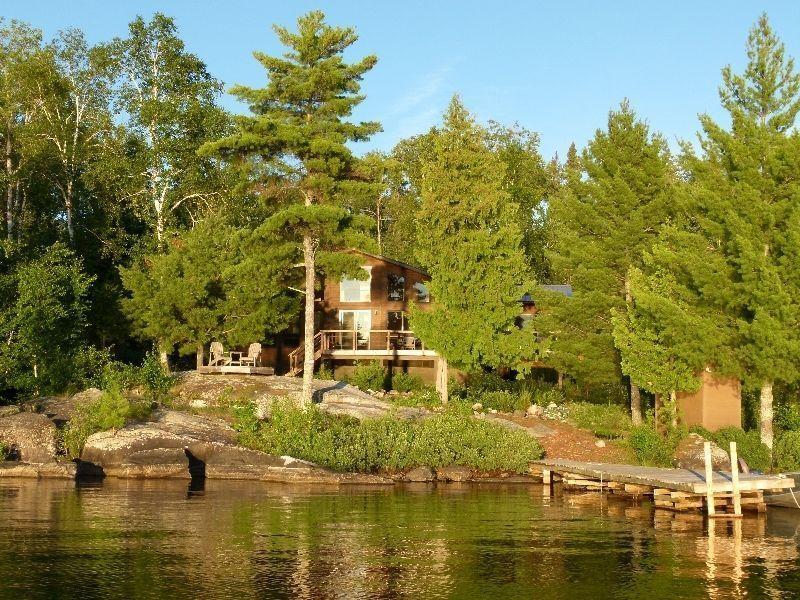 Lake Home and Boathouse minutes from Minnesota