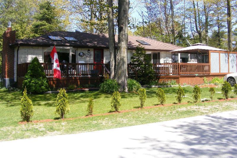 Great 4 Season Home or Cottage Steps to Southampton's Sand Beach