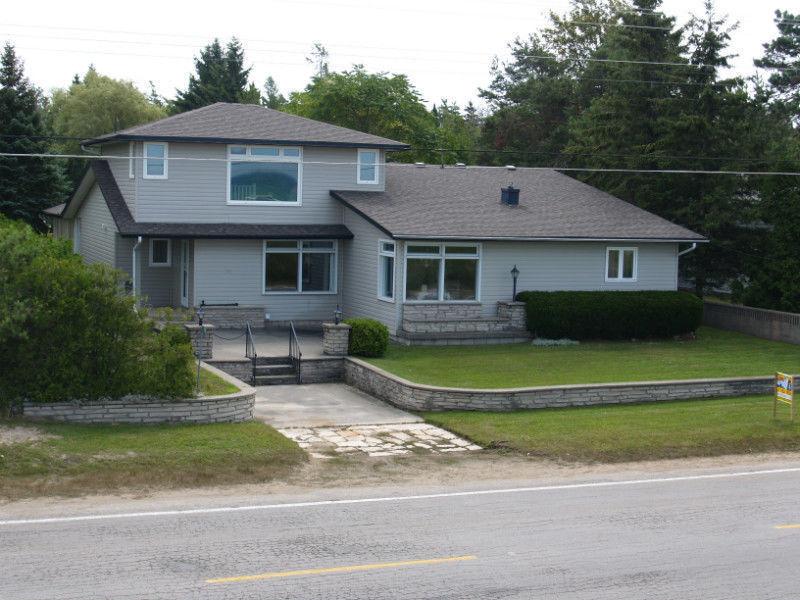 Lakefront Year Round Home - McIntee Sauble Beach
