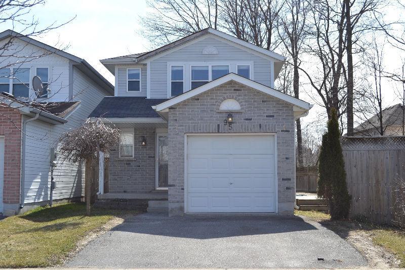 Perfect Location Well Maintained Detached Home in