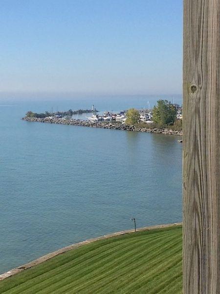 Beautiful Lakefront Home Available for Weekly Rental