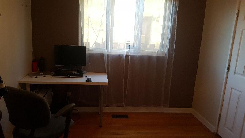 Clean Room for rent