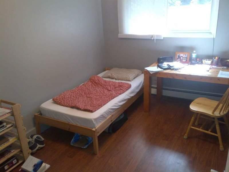 Rooms Available Minutes From WLU/UW