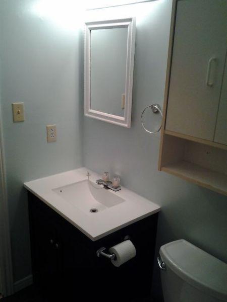 Summer Sublet for Female Students! Perfect Location!