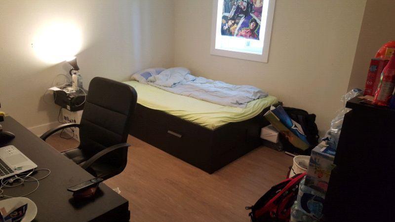1 or 2 bedrooms for sublet May-August/ All inclusive