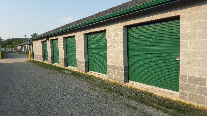 * > > > SELF STORAGE- FIRST 3 RENTS 50% OFF! < < < *