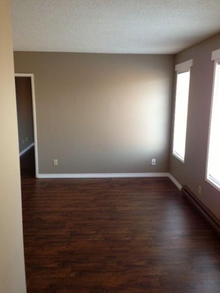 1br apartment in Westfort, $740 + Hydro - May 1st