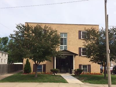 Wyandotte and Lauzon: 6460 Wyandotte Street, 1BR