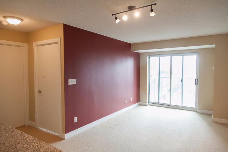YONGE & SHEPPARD - 2 BED / 2 BATH WITH PARKING