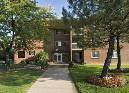 2 Bedroom Apartment for Rent in ' Secord Woods!