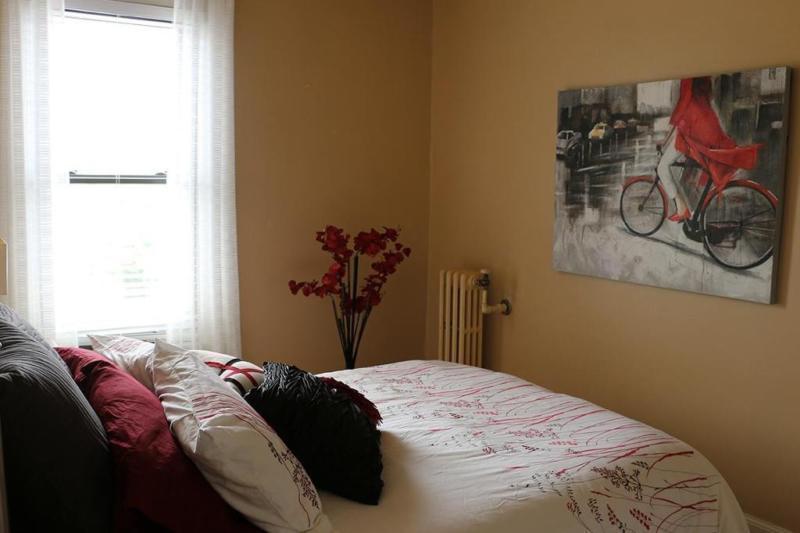Windsor 2 bedroom Apartment for Rent: Close to Univ of Windsor
